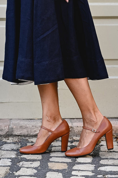 Caella™ | Elegant sandals with straps and a compact heel, perfect for any occasion