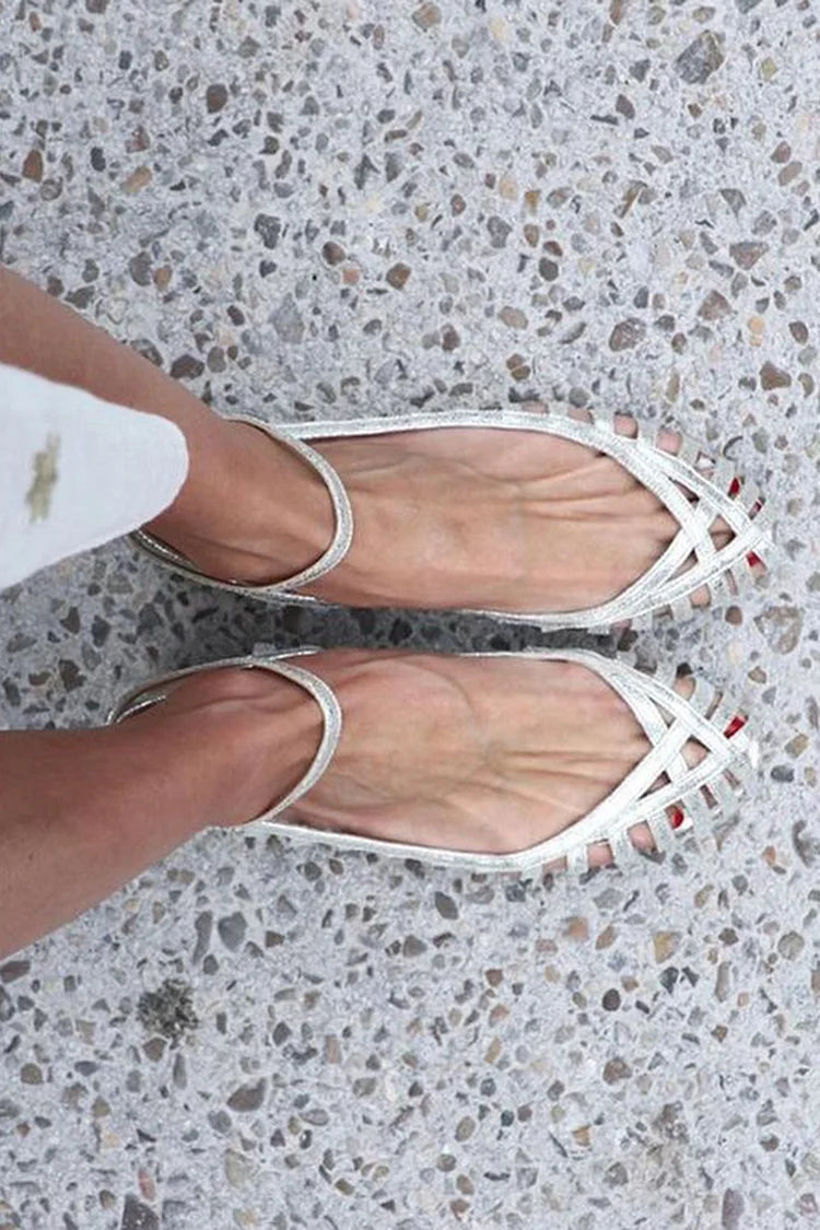 GIADA | Elegant woven ballerina with ankle strap for a sophisticated style