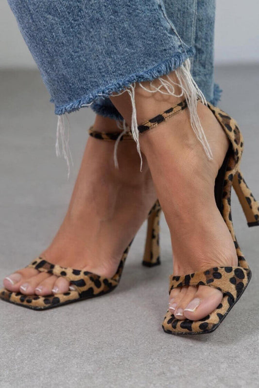 AFRICA | Elegant High-Heeled Animal Print Sandals for a Chic and Unique Look