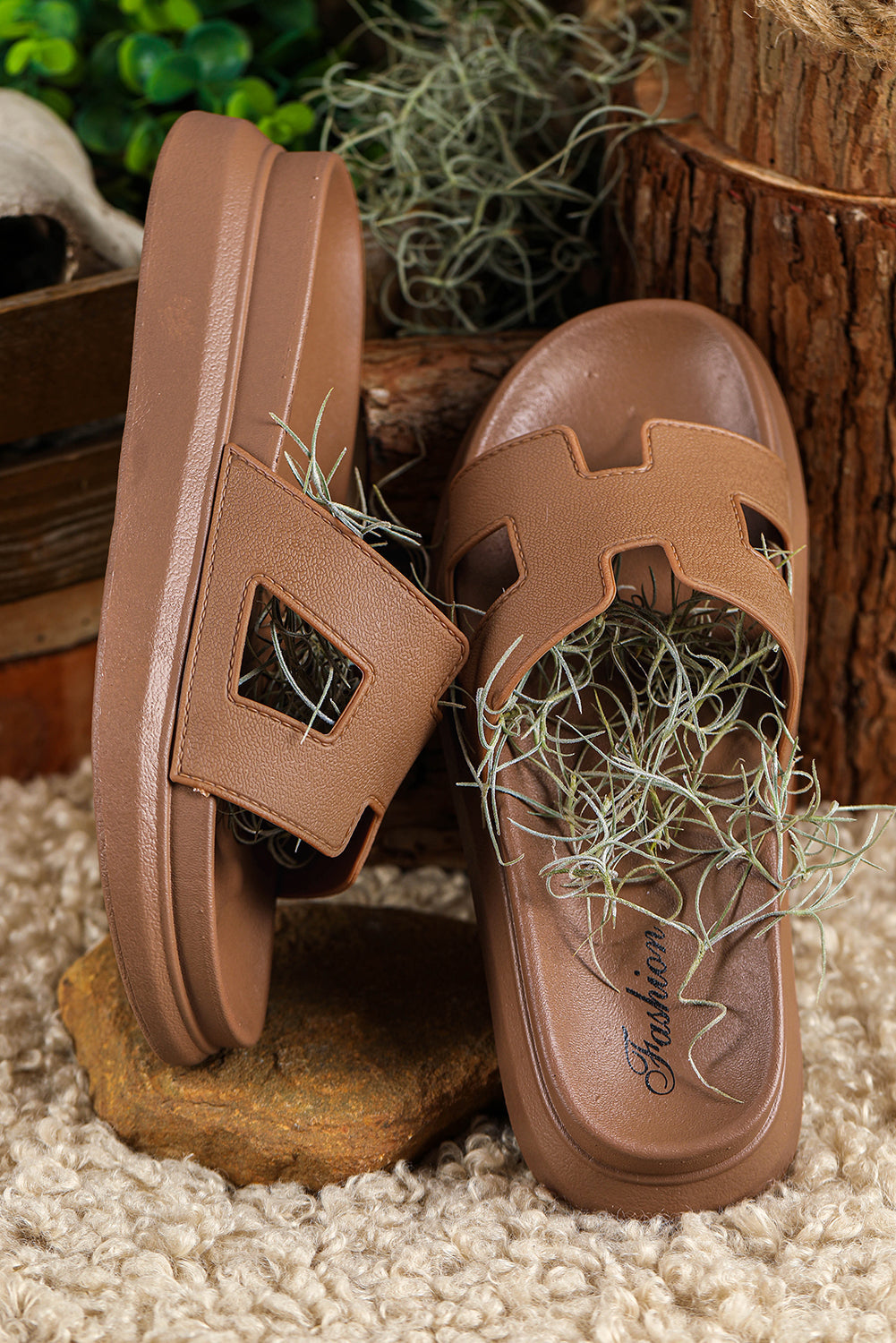 ELLE | ELEGANT SANDALS