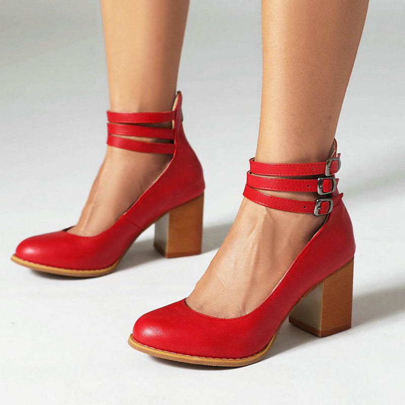 Caa™ | Elegant smooth sandals with ankle strap and chunky heel for a sophisticated look