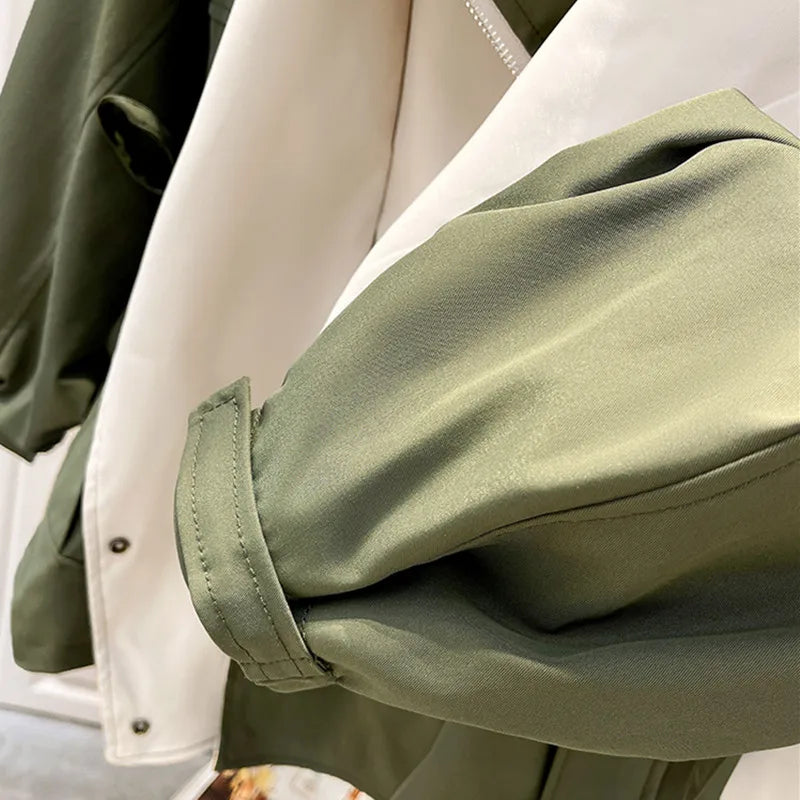 Alva – Elegant jacket with weather and wind protection