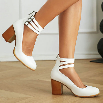 Caa™ | Elegant smooth sandals with ankle strap and chunky heel for a sophisticated look